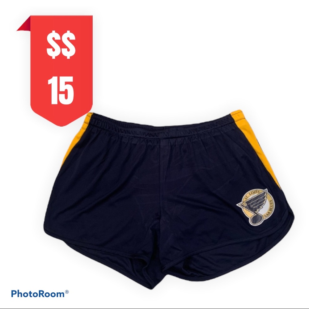 Athletic shorts